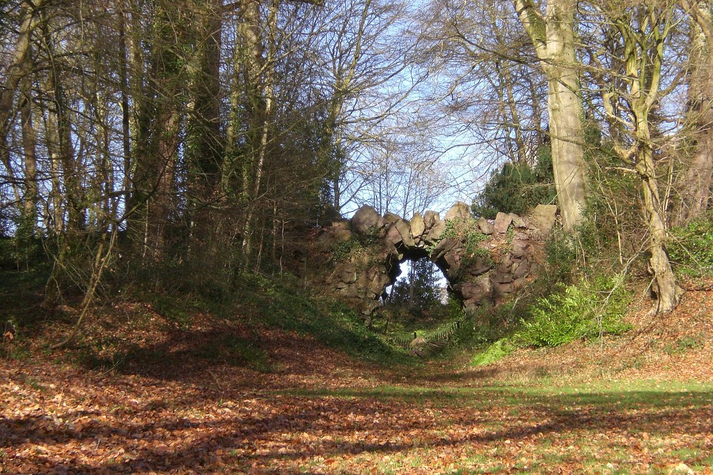 Sentiers de la Haute Haine- Photo d'un pont dans le Parc de Mariemont